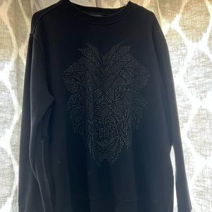 Sweater with Lion design with side zippers